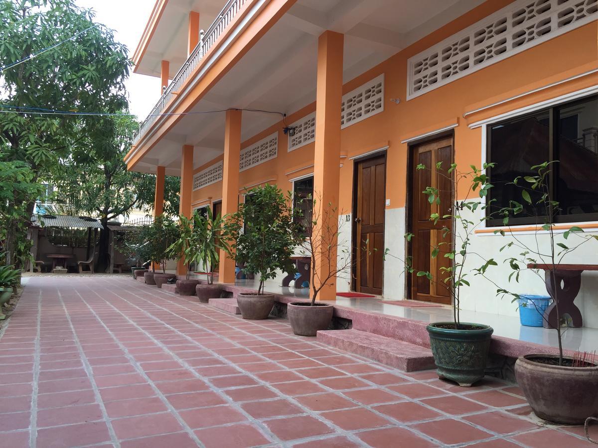 Ta Eng Guesthouse Kampot Bagian luar foto